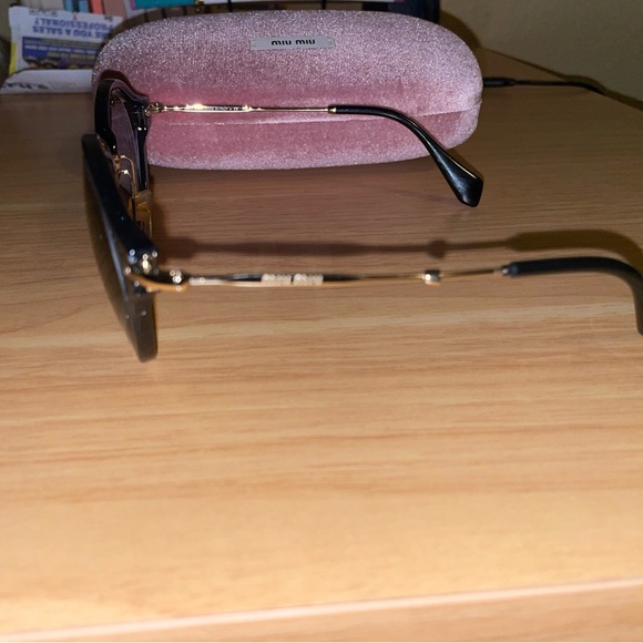 NEW Authentic Miu Miu MU 51SS Women’s Sunglasses - Picture 5 of 5